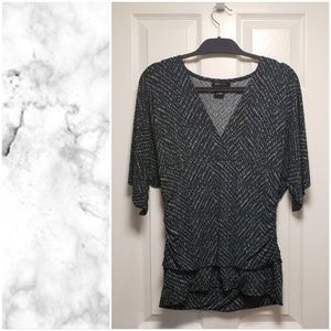 BCBGMaxAzria Short Sleeve Top Large